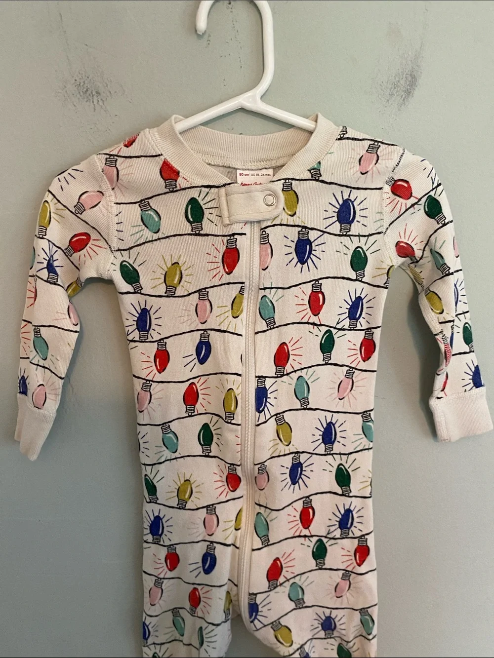 Hanna Andersson White One-Piece Pajamas with Christmas Lights Print Size 18M